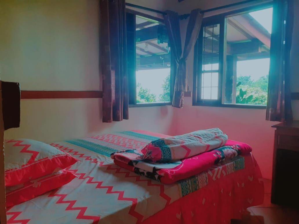Villa Bata Merah By Spazie Paragajen Ngoại thất bức ảnh